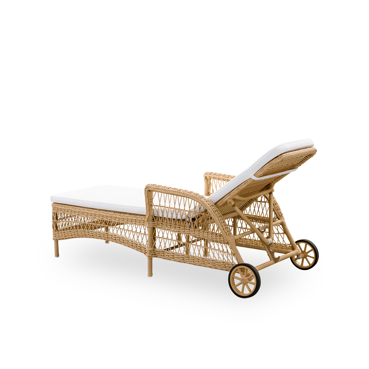 Plain back view of the Daisy sunbed in natural color. Fully woven sunbed with adjustable backrest and wheels, inspired by British colonial style. Aluminum frame woven with ArtFibre.