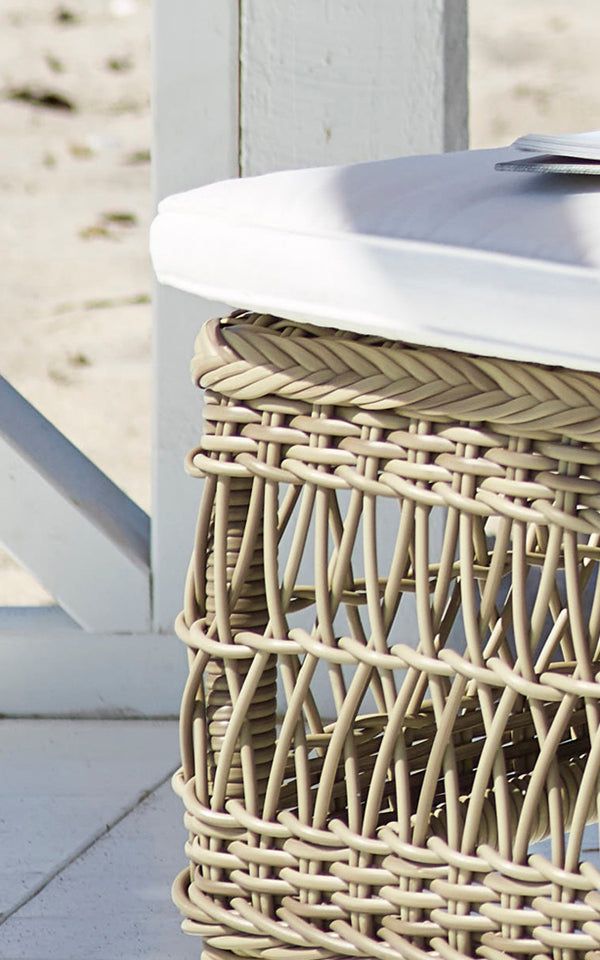This is a close-up image of Daisy Sunbed in antique Grey ArtFibre Aluminium.