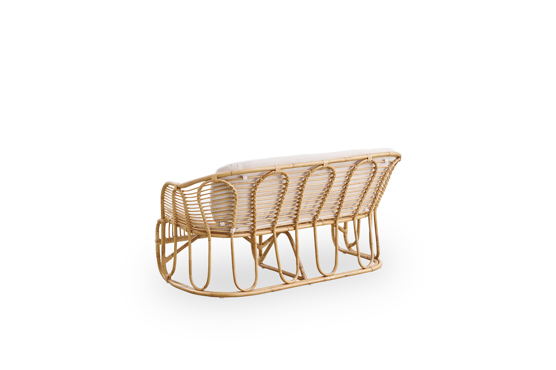 Back side view of the Swing 2-seater sofa designed by Tove Kindt-Larsen.
Handcrafted from high-quality Indonesian rattan and fitted with seat and back cushion.