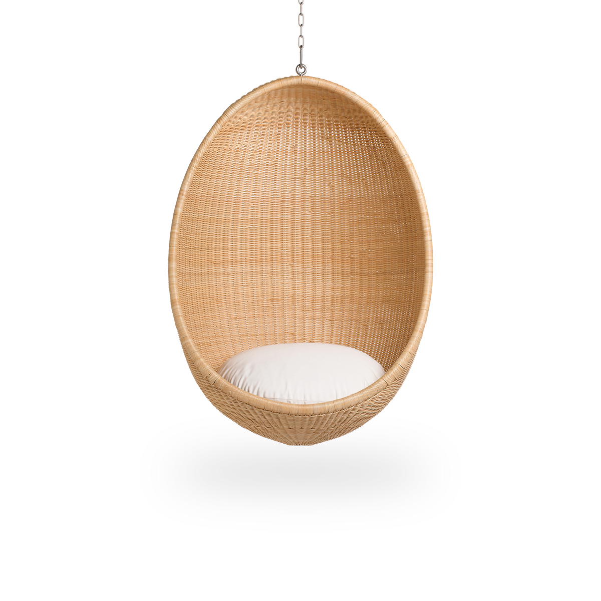 Front view of the Hanging Egg, an iconic hammock chair designed by Nanna and Jørgen Ditzel.
The round hanging chair is fully woven from high-quality Indonesian rattan and hangs from a metal chain.
