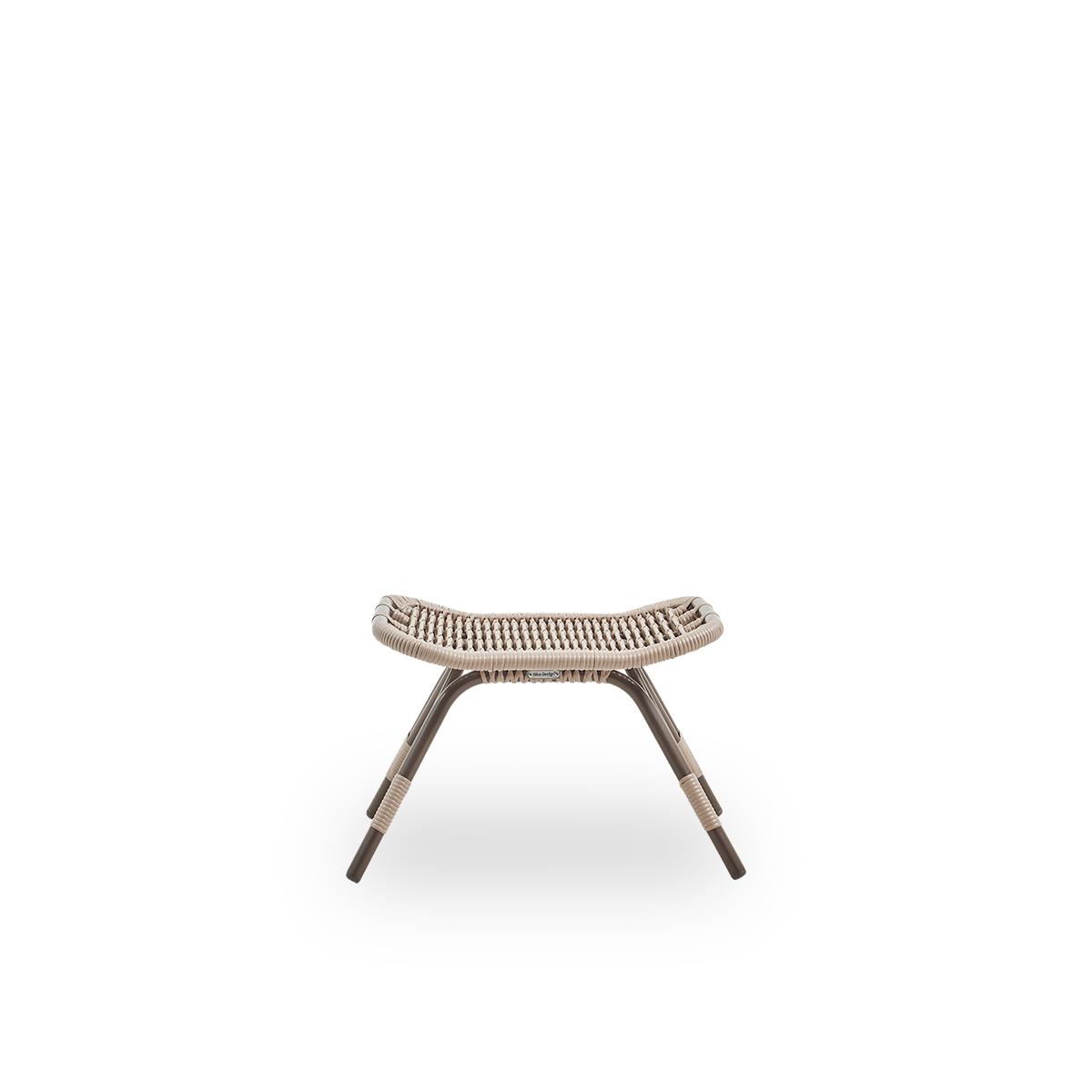 Front view of the Monet outdoor footstool in Moccaccino color.
Aluminium frame with ArtFibre windings.