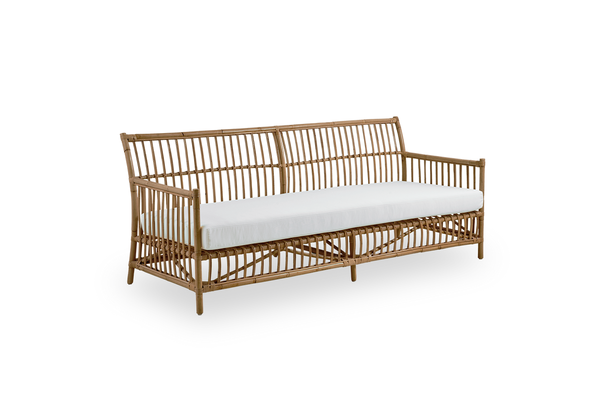 Side view of Caroline outdoor 3-seater sofa in Antique color, simple and elegant Danish design. Aluminium frame in rattan look with ArtFibre bindings.