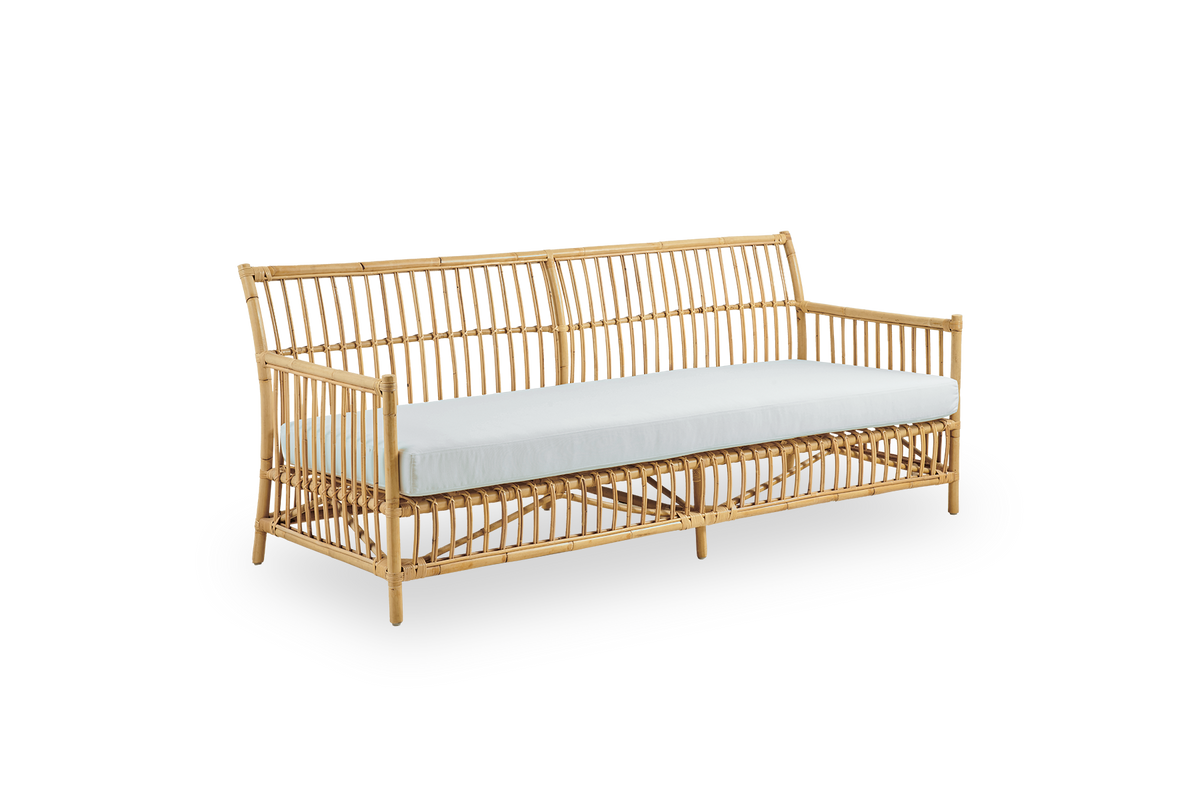 Side view of Caroline outdoor 3-seater sofa in Natural color, simple and elegant Danish design. Aluminium frame in rattan look with ArtFibre bindings.