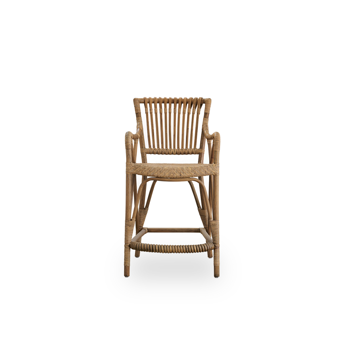 Front view of Blues counter stool in antique brown color made of Indonesian rattan. Handwoven seat on a rattan frame with rattan backrest.