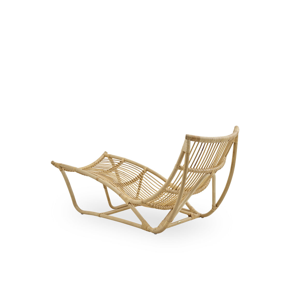 Plain back view of Michelangelo daybed in Natural rattan color. Handcrafted from high-quality Indonesian rattan.