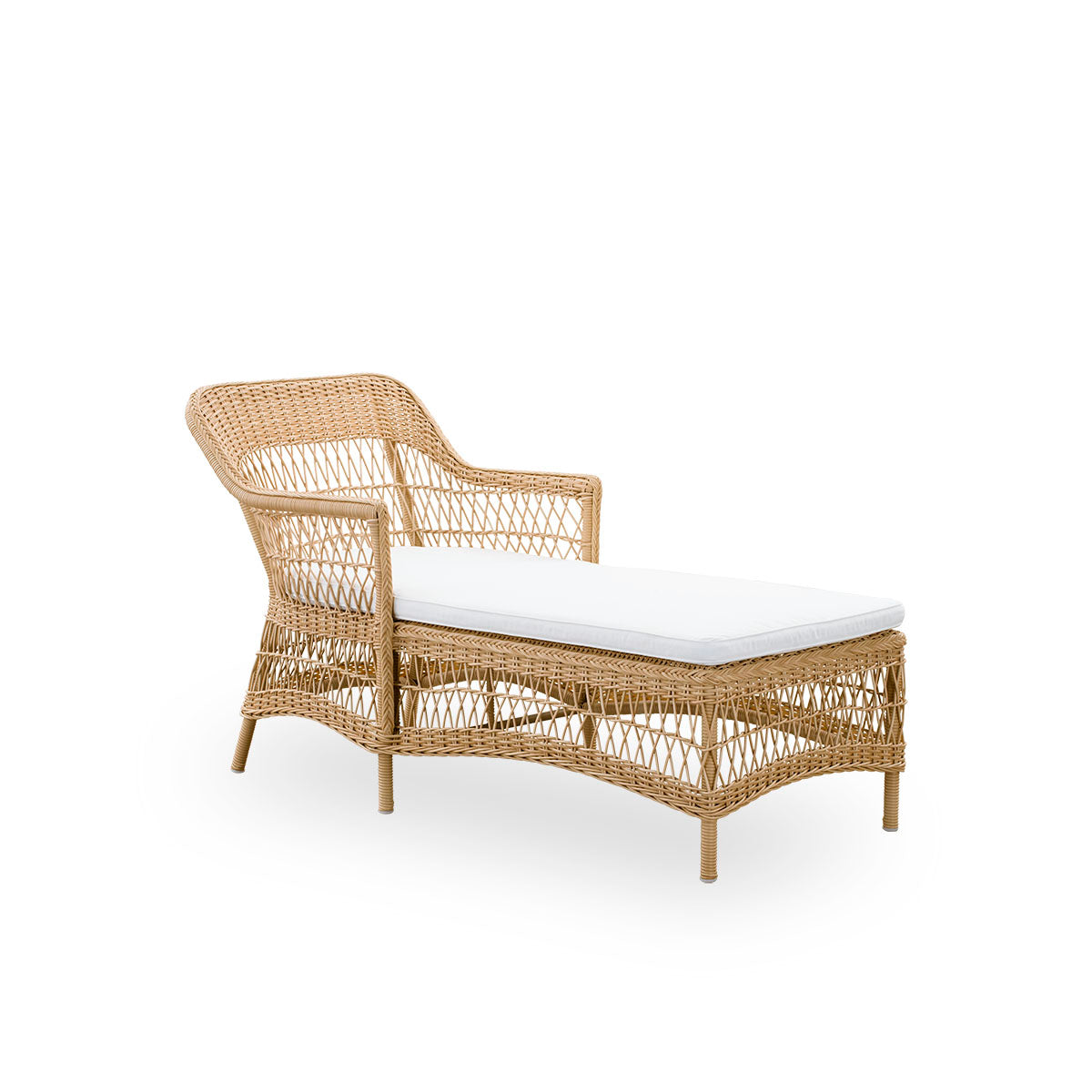 Side view of Olivia outdoor chaiselounge in Natural color. Aluminium frame fully woven with ArtFibre. Romantic look inspired by British colonial style.