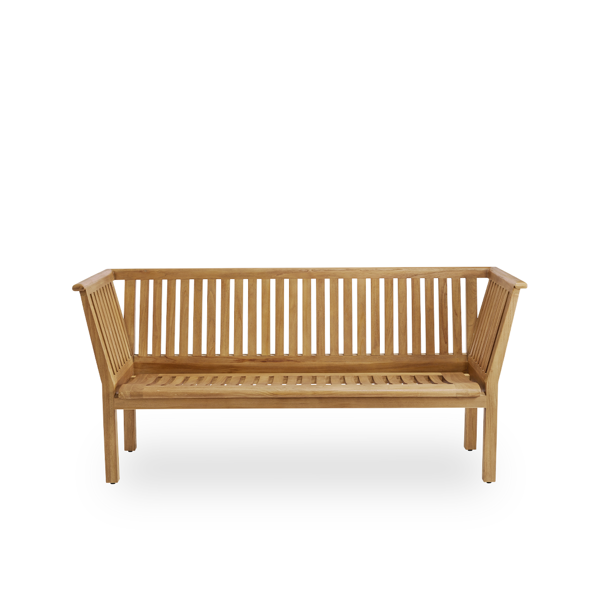 Front view of the St Catherine outdoor teak bench designed by Arne Jacobsen, length 180 cm.
Solid and durable bench handcrafted in chestnut brown high-quality Indonesian teakwood certified ‘Indonesian Legal Wood’.