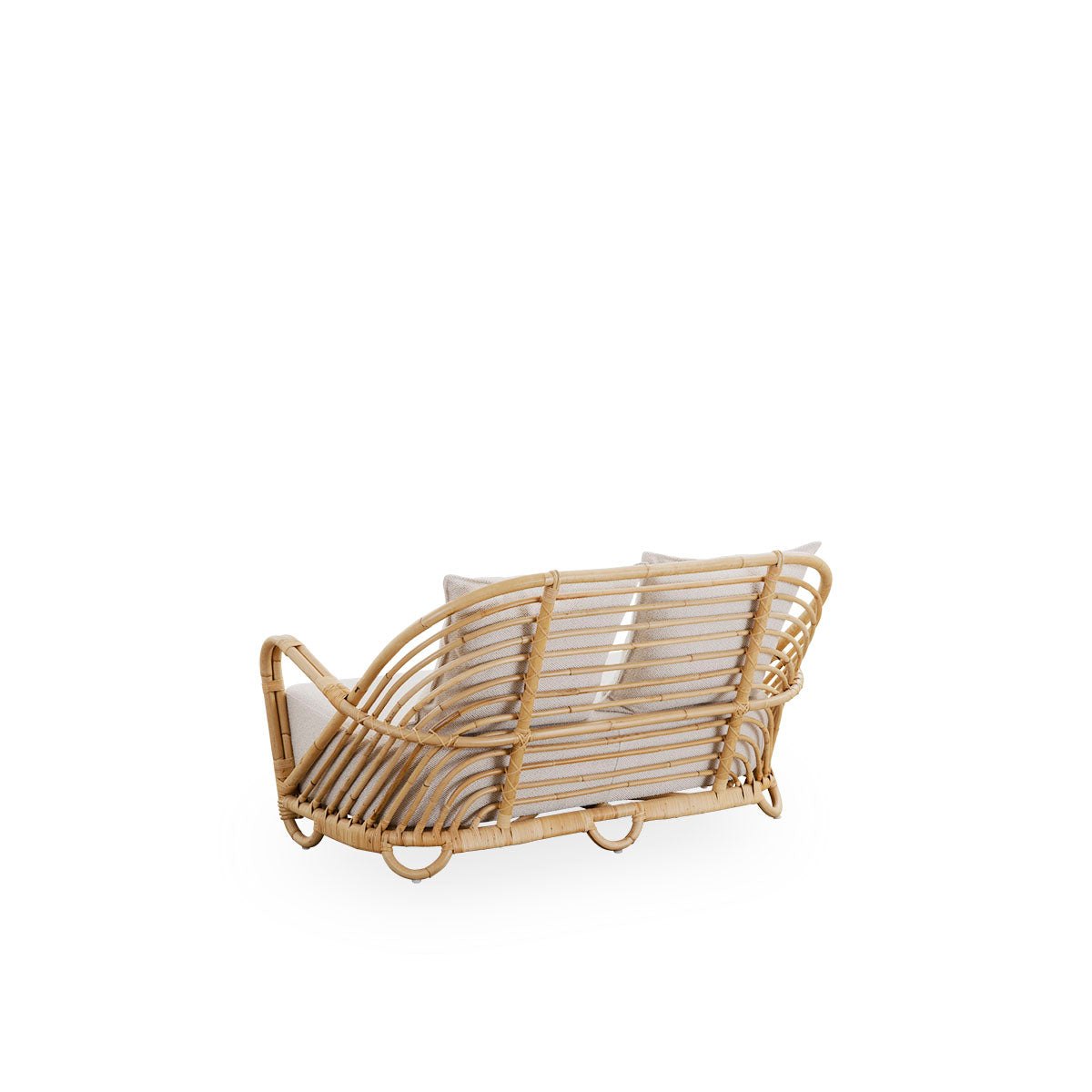 Back side view of the Charlottenborg 2-seater sofa in polished natural rattan, designed by Arne Jacobsen. The sofa features a curved back and armrests integrated into the base, handcrafted from high-quality Indonesian rattan.