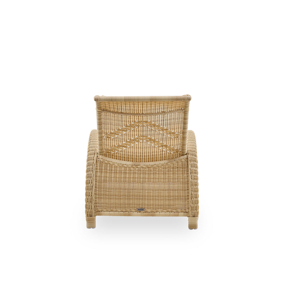 Plain back view of Paris outdoor lounge chair, iconic design by Arne Jacobsen. Aluminium frame fully woven with ArtFibre.