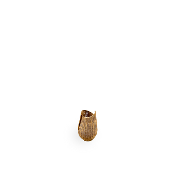 This is an image of the Aura basket (ATBA30U).