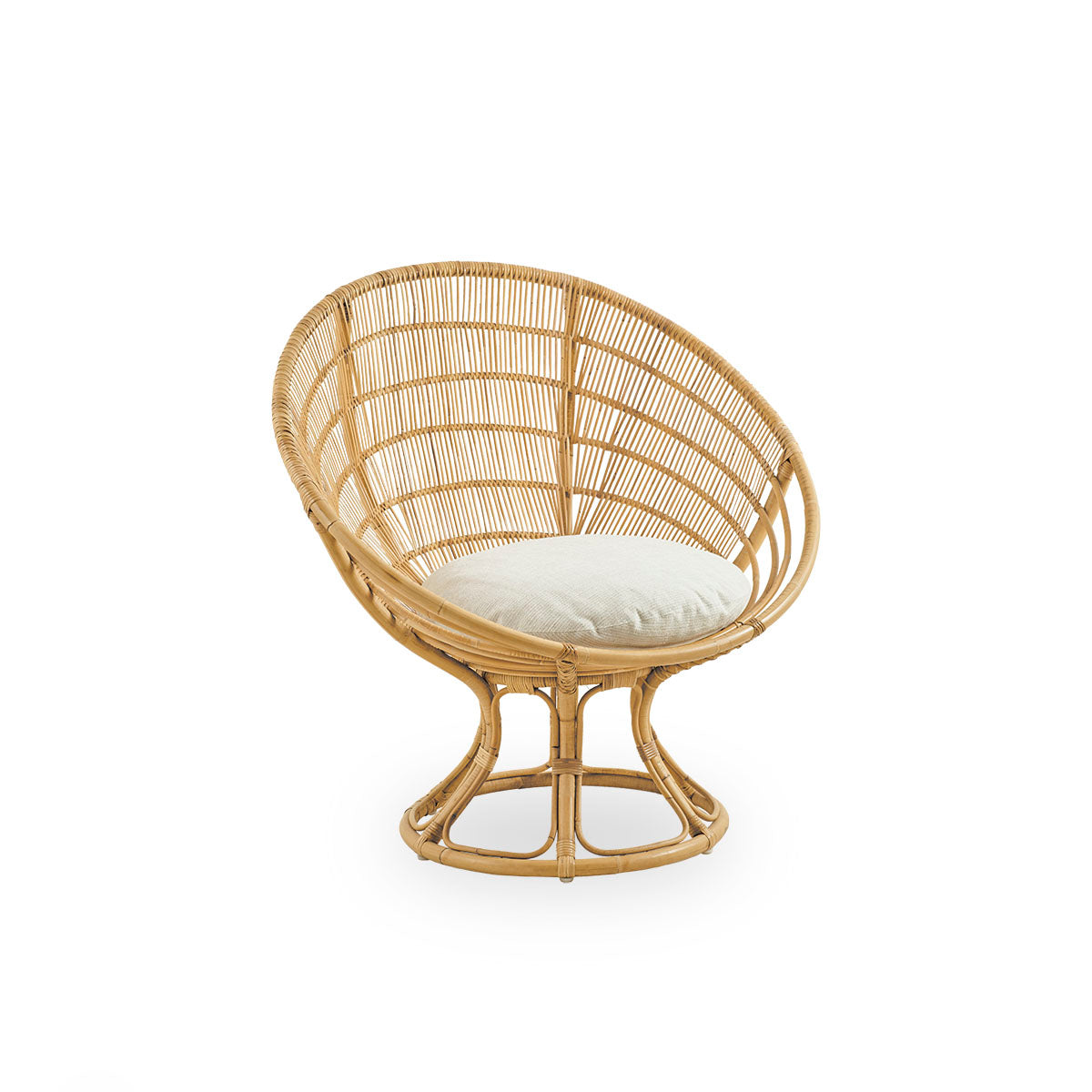 Side view of Luna lounge chair designed by Franco Albini & Franca Helg. Round lounge chair with seat cushion, handcrafted in high quality rattan.