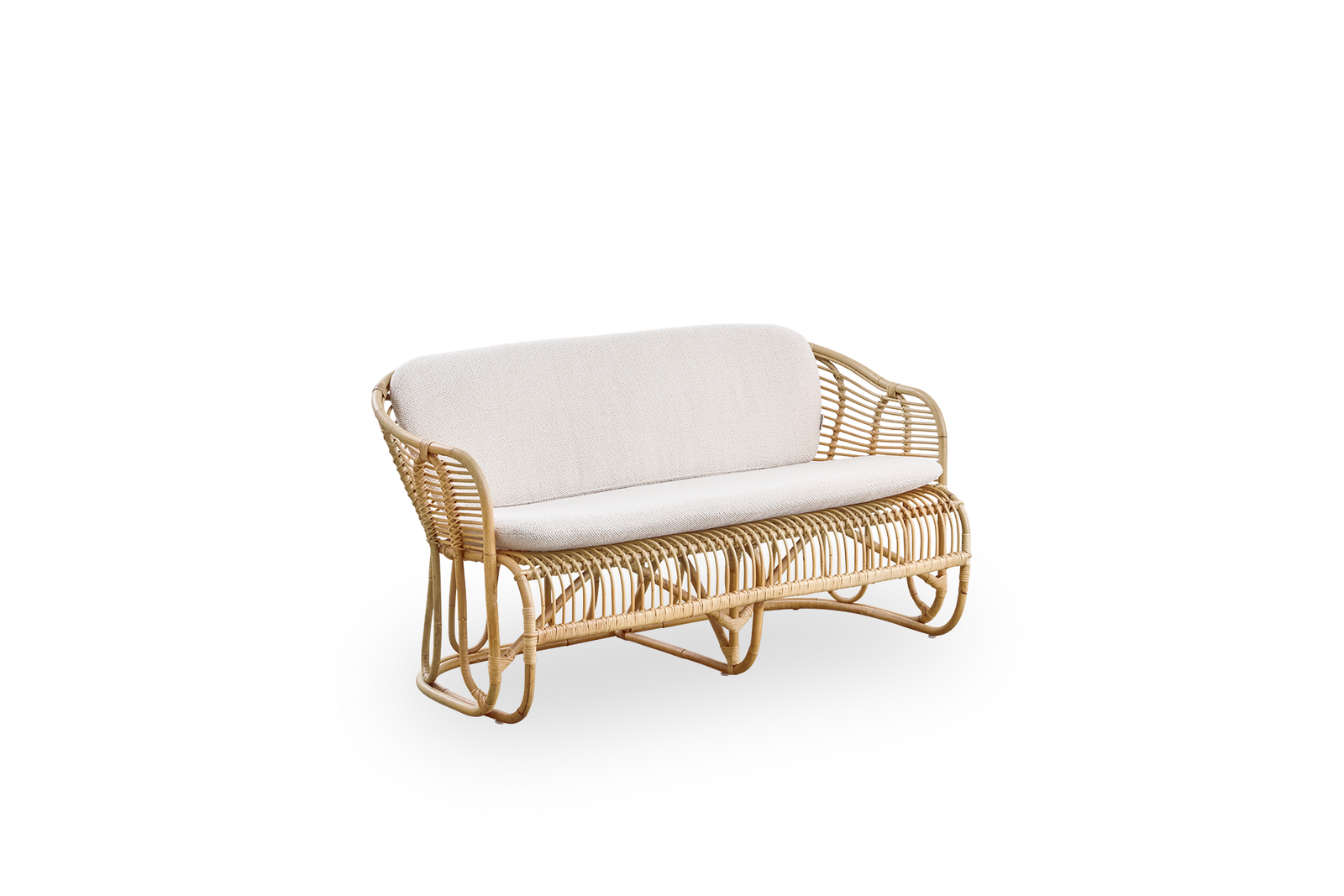 Side view of Swing 2-seater sofa designed by Tove Kindt-Larsen. Handcrafted from high-quality Indonesian rattan and fitted with seat and back cushion.