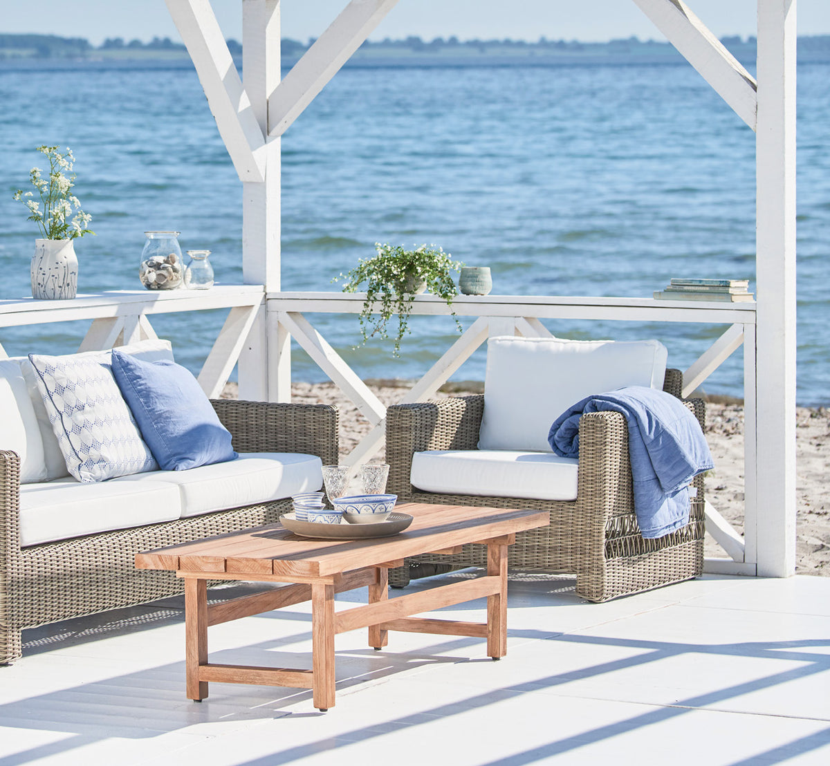 Carrie Exterior Lounge Chair