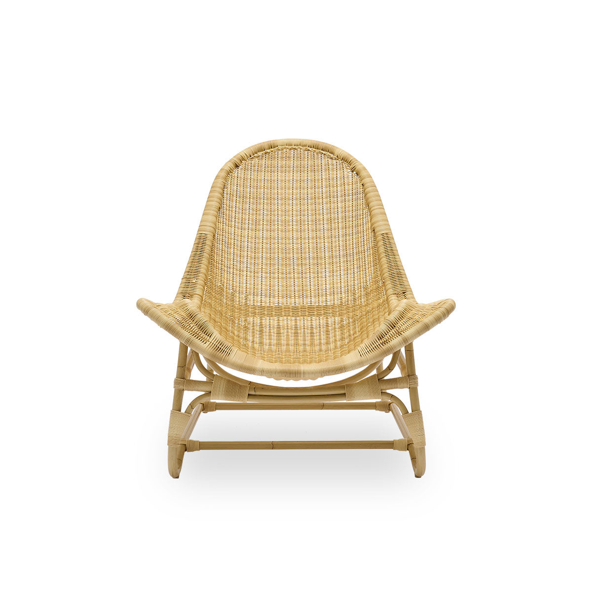 Front view of the Pacifique Exterior lounge chair designed by Michel Buffet.
Aluminium frame in rattan look with fully woven seat handcrafted in ArtFibre.