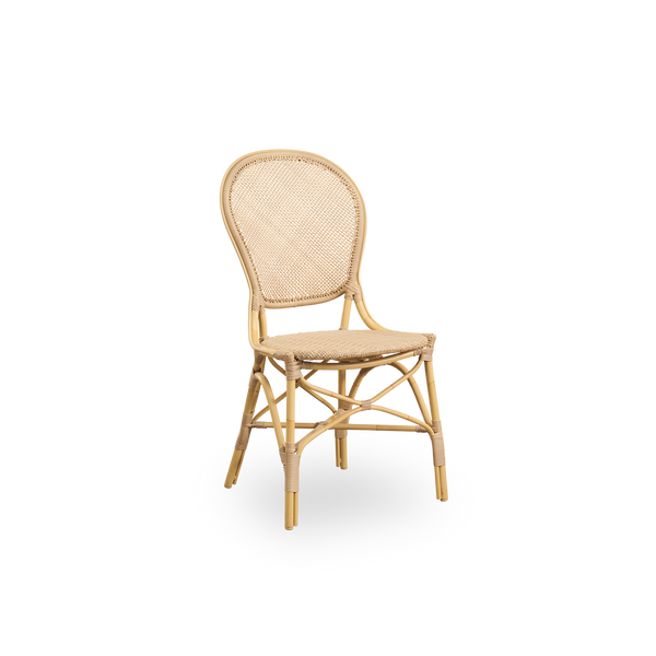 Side view of Rossini outdoor dining chair in Natural color. Elegant chair with round backrest in simple design. Aluminium frame in rattan look with woven ArtFibre seat and backrest.