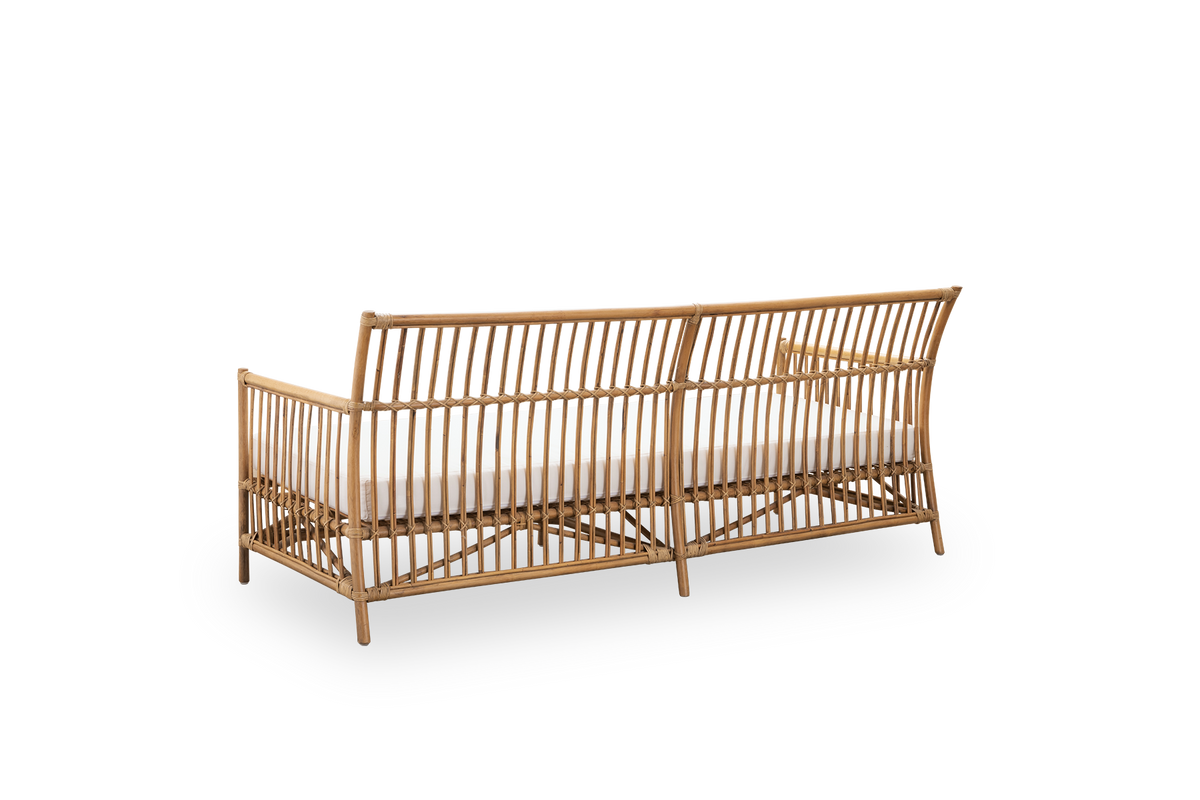 Plain back view of Caroline outdoor 3-seater sofa in Antique color, simple and elegant Danish design. Aluminium frame in rattan look with ArtFibre bindings.