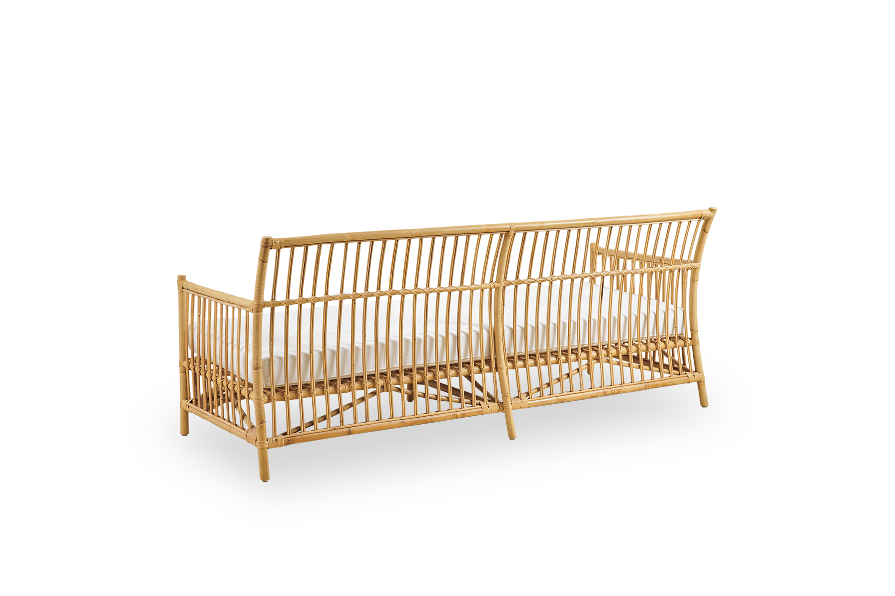 Plain back view of Caroline outdoor 3-seater sofa in Natural color, simple and elegant Danish design. Aluminium frame in rattan look with ArtFibre bindings.
