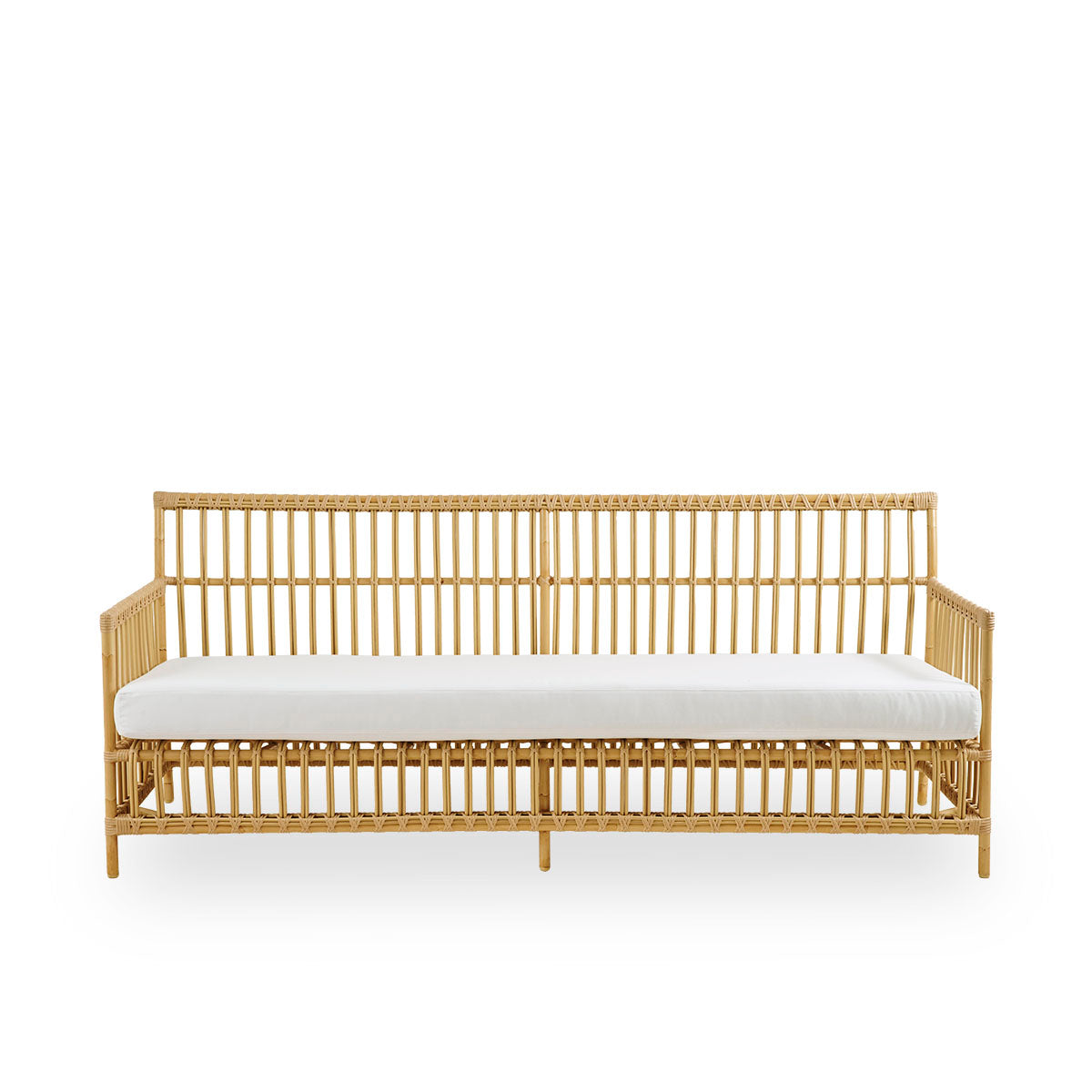 Front view of Caroline outdoor 3-seater sofa in Natural color, simple and elegant Danish design. Aluminium frame in rattan look with ArtFibre bindings.