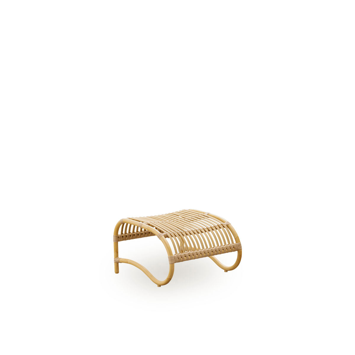 Side view of Teddy Exterior footstool designed by Viggo Boesen. Aluminium frame in rattan look with ArtFibre bindings. 