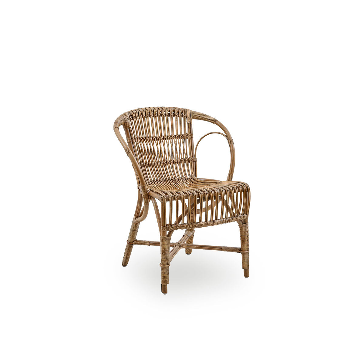 Side view of Robert dining chair in antique brown color designed by Robert W. Elegant wicker chair handcrafted from high-quality Indonesian rattan.