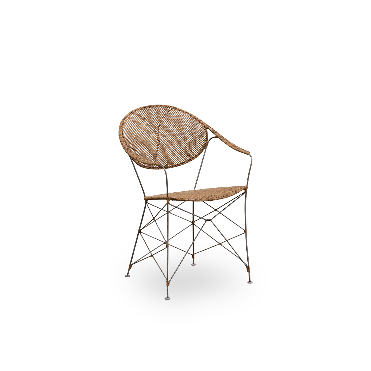 Side view of the Funky dining chair designed by Yuzuru Yamakawa. The chair has a steel frame with handwoven seat and backrest in high quality Indonesian rattan in Hazelnut color.