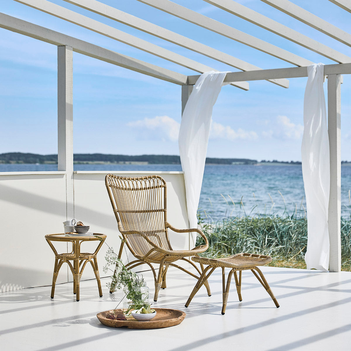 Monet Exterior Lounge Chair